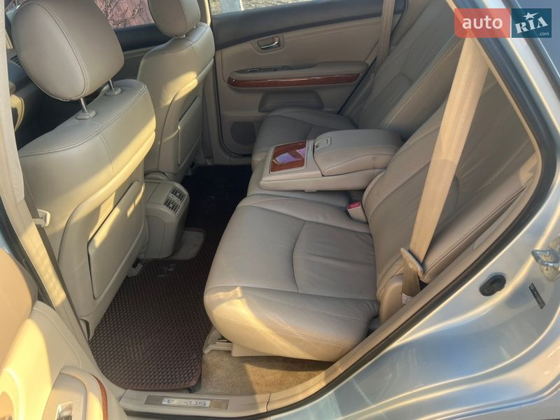 Позашляховик / Кросовер Lexus RX 2006 в Подільську