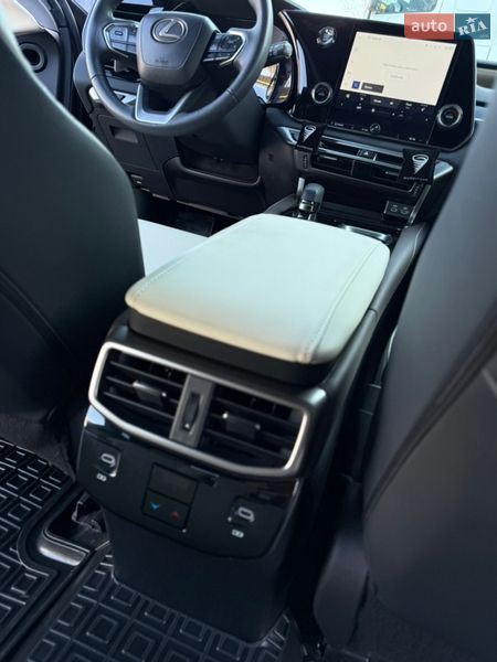 Внедорожник / Кроссовер Lexus RX 2023 в Днепре