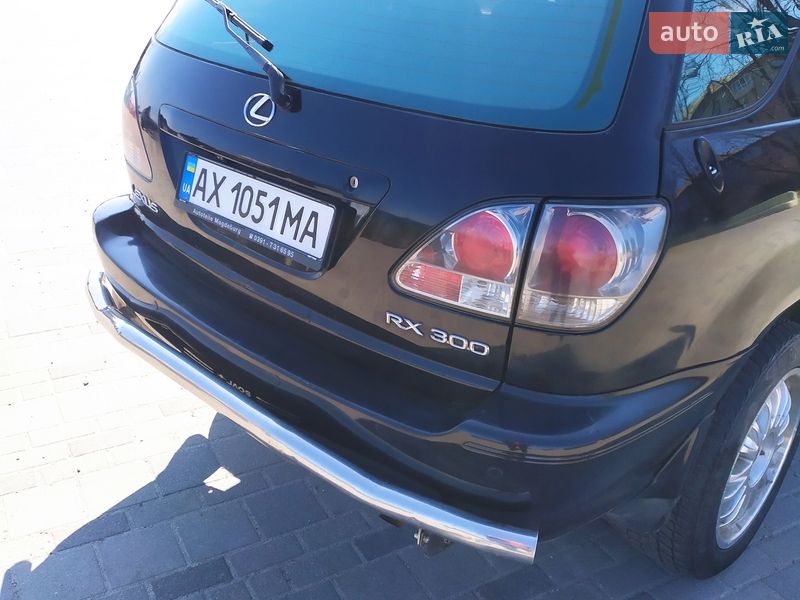 Внедорожник / Кроссовер Lexus RX 2002 в Днепре