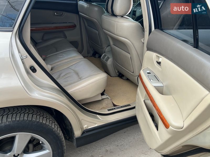 Внедорожник / Кроссовер Lexus RX 2005 в Киеве