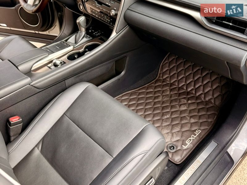 Внедорожник / Кроссовер Lexus RX 2022 в Киеве