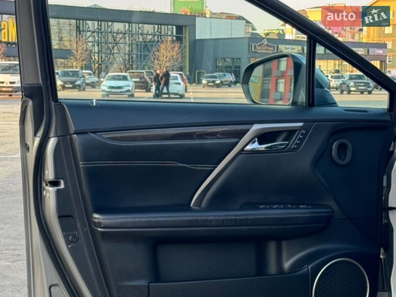 Позашляховик / Кросовер Lexus RX 2017 в Києві