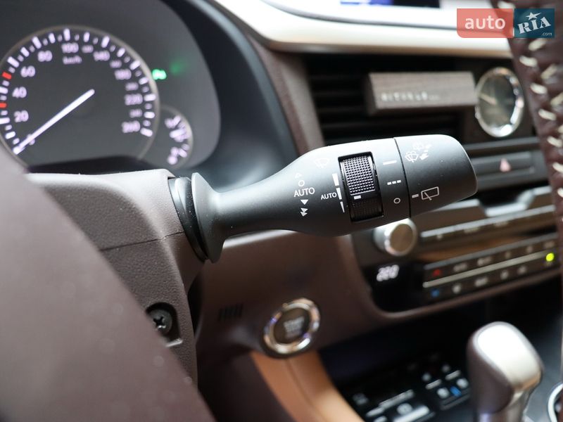 Внедорожник / Кроссовер Lexus RX 2018 в Львове фото 17 Внедорожник / Кроссовер Lexus RX 2018 в Львове