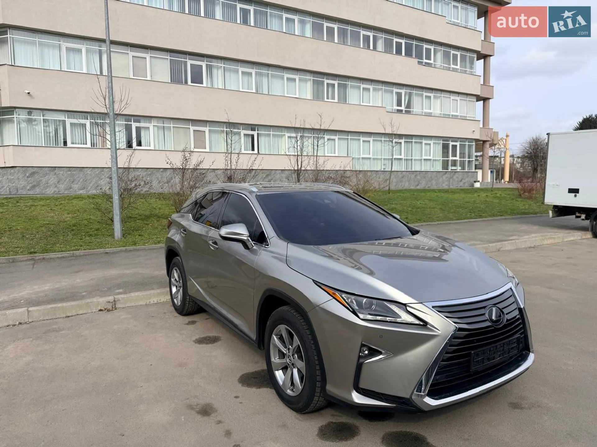 2019 Lexus RX - мініатюра 2