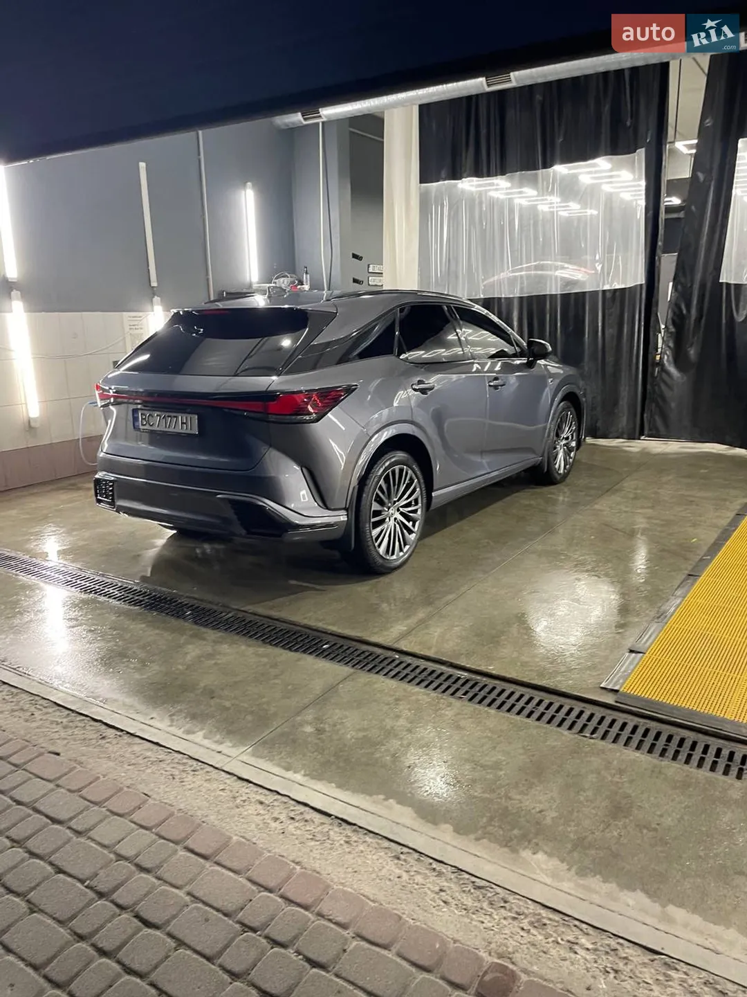 2023 Lexus RX - мініатюра 18