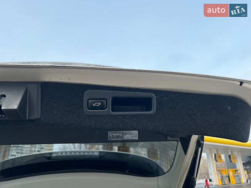 Внедорожник / Кроссовер Lexus RX 2013 в Киеве фото 12 Внедорожник / Кроссовер Lexus RX 2013 в Киеве