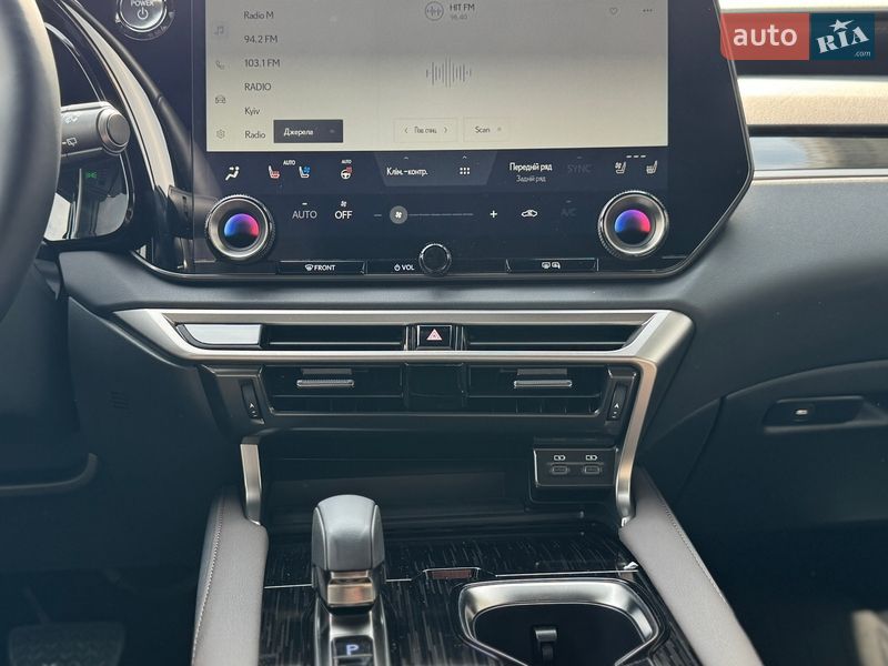 Внедорожник / Кроссовер Lexus RX 2024 в Киеве