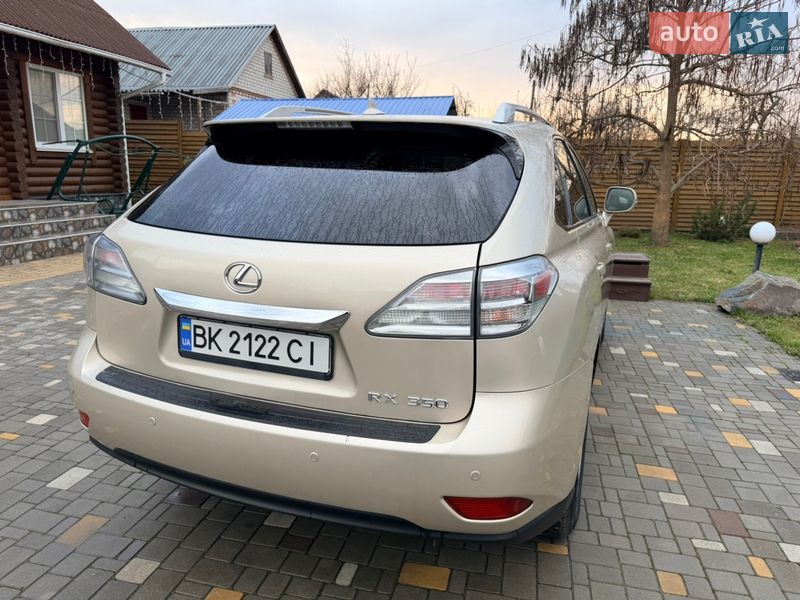 Внедорожник / Кроссовер Lexus RX 2011 в Звягеле