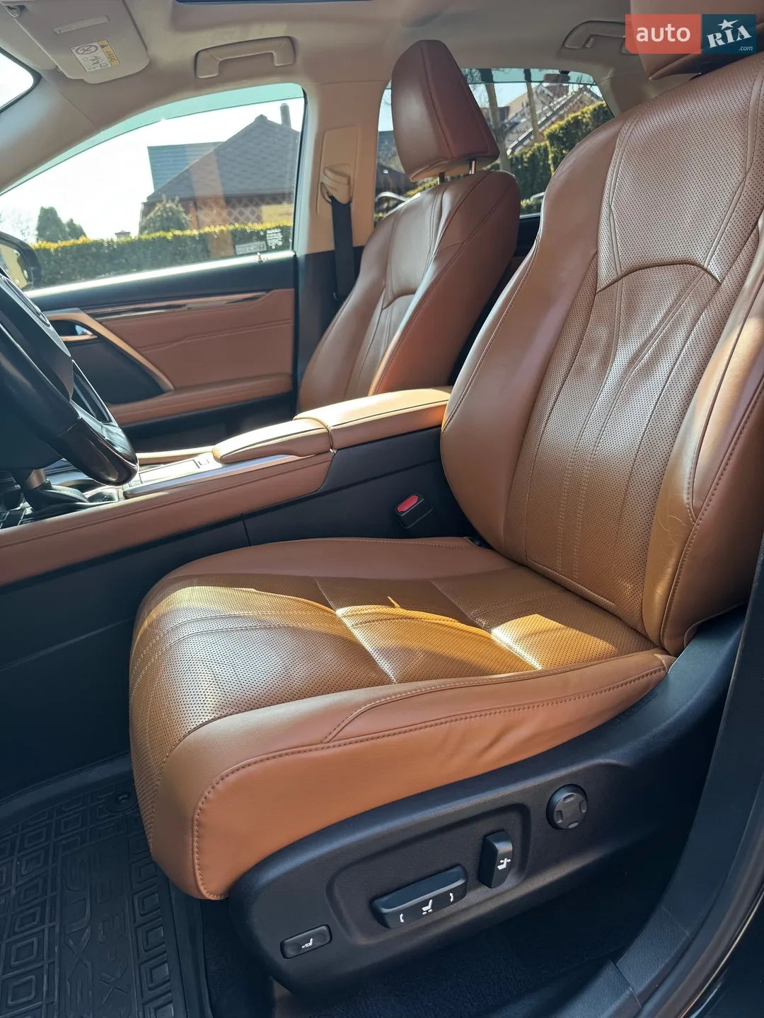 2019 Lexus RX - мініатюра 18