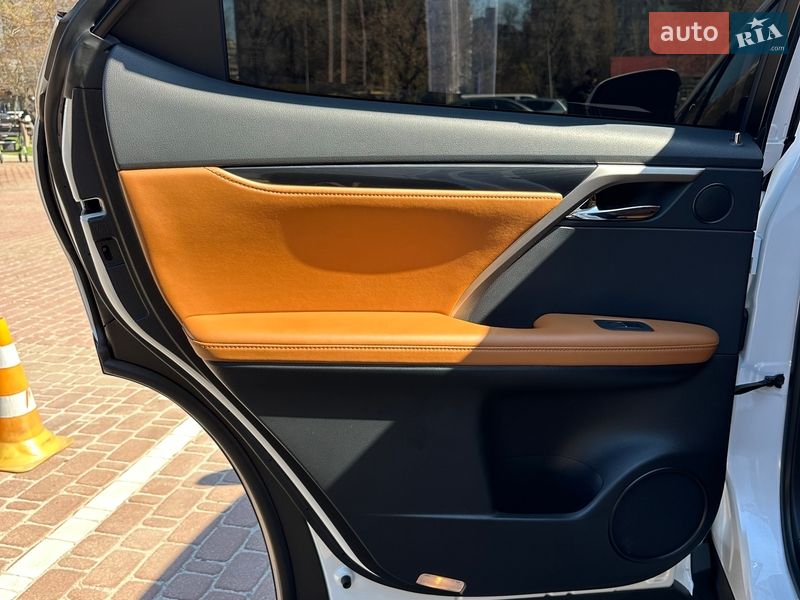 Внедорожник / Кроссовер Lexus RX 2022 в Киеве