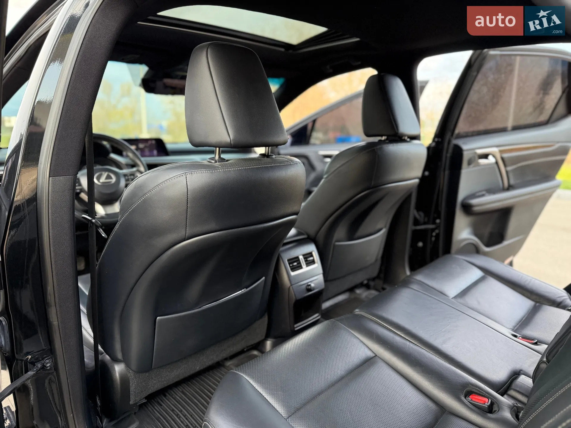 2019 Lexus RX - мініатюра 29