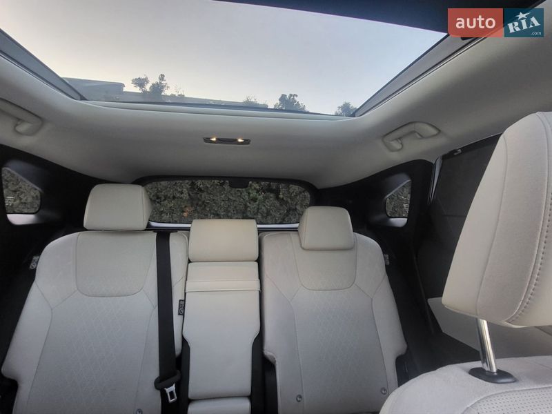 Позашляховик / Кросовер Lexus RX 2023 в Івано-Франківську