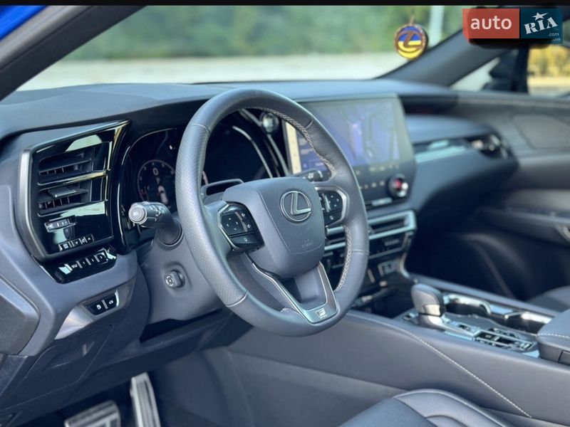 Внедорожник / Кроссовер Lexus RX 2023 в Днепре