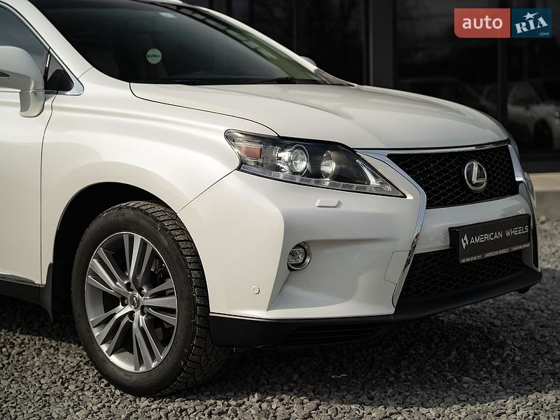 Внедорожник / Кроссовер Lexus RX 2015 в Черновцах