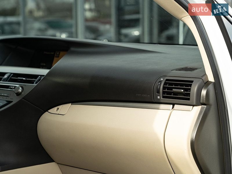 Внедорожник / Кроссовер Lexus RX 2015 в Черновцах