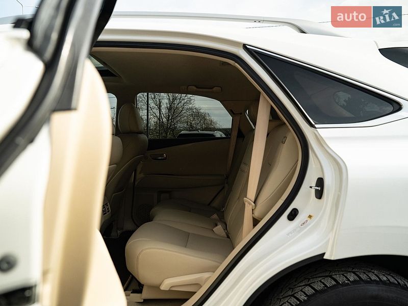 Внедорожник / Кроссовер Lexus RX 2015 в Черновцах
