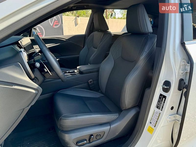 Внедорожник / Кроссовер Lexus RX 2023 в Киеве