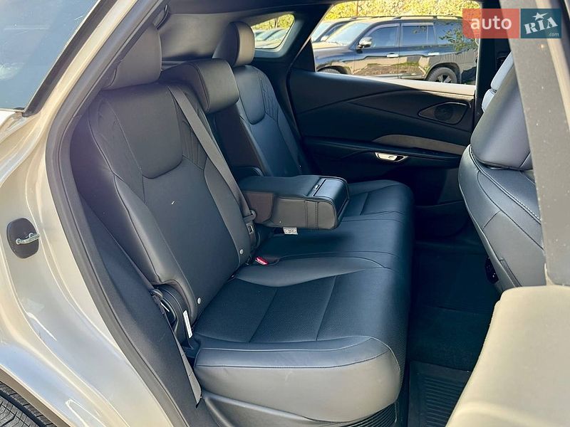 Внедорожник / Кроссовер Lexus RX 2023 в Киеве
