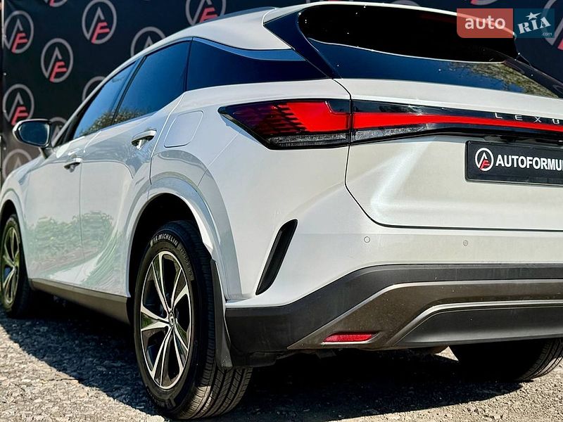 Внедорожник / Кроссовер Lexus RX 2023 в Киеве