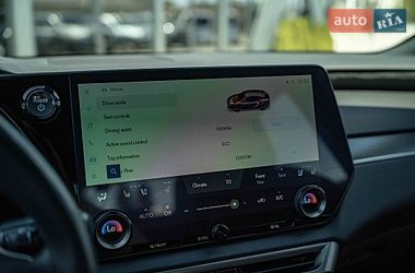 Позашляховик / Кросовер Lexus RX 2023 в Чернівцях