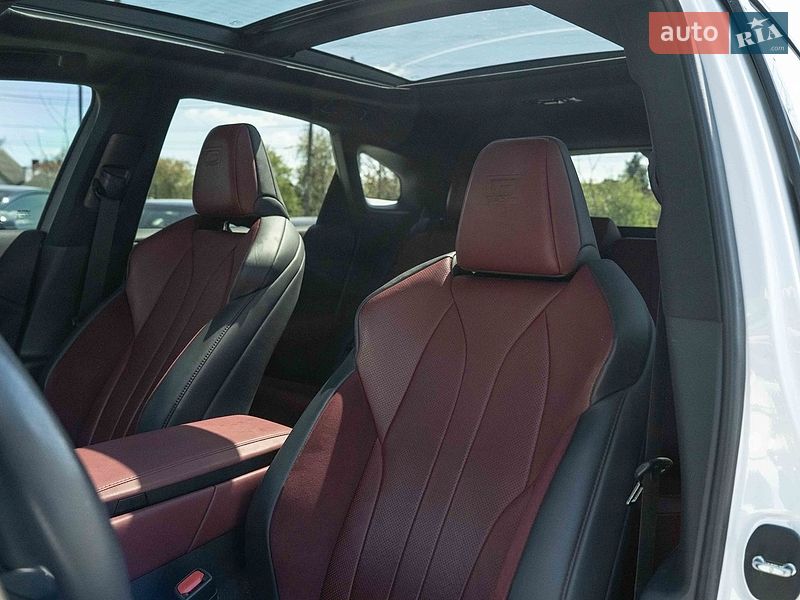Позашляховик / Кросовер Lexus RX 2023 в Чернівцях