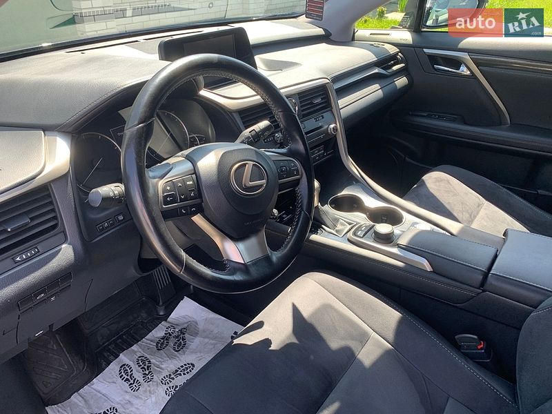 Позашляховик / Кросовер Lexus RX 2017 в Смілі