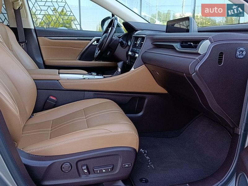 Позашляховик / Кросовер Lexus RX 2019 в Києві