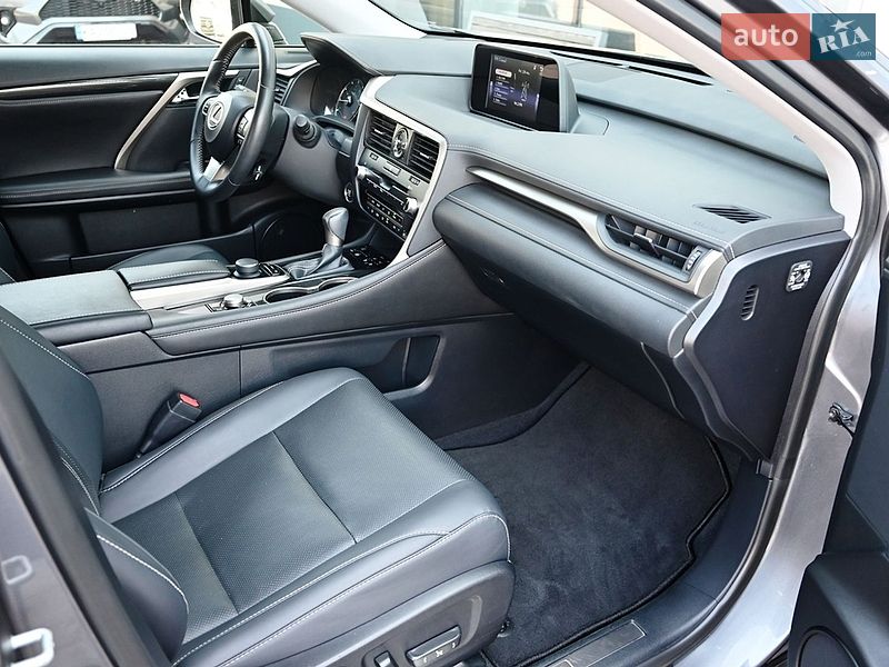 Внедорожник / Кроссовер Lexus RX 2019 в Киеве