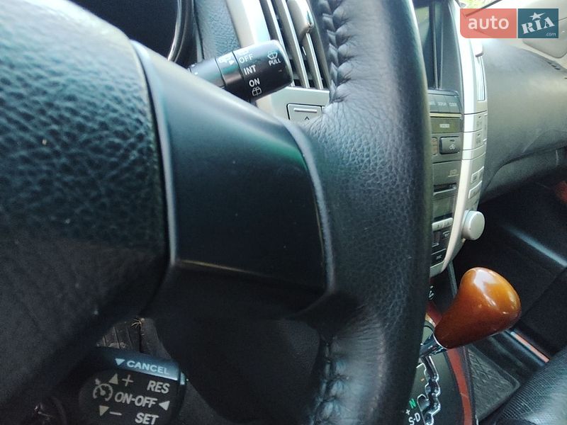 Внедорожник / Кроссовер Lexus RX 2004 в Коростышеве