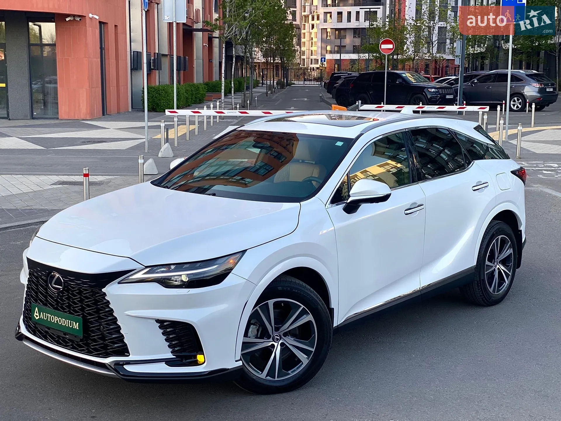 2025 Lexus RX - мініатюра 4