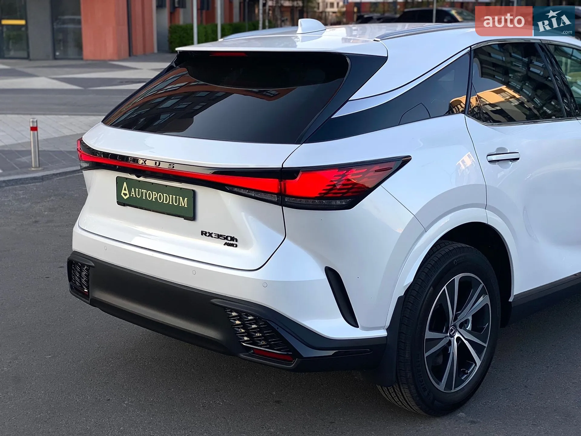 2025 Lexus RX - мініатюра 8