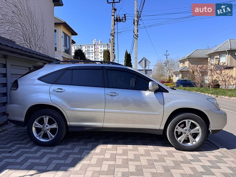Внедорожник / Кроссовер Lexus RX 2005 в Петропавловской Борщаговке