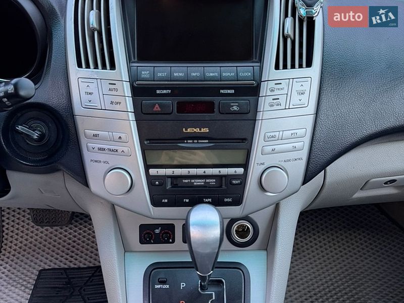 Внедорожник / Кроссовер Lexus RX 2005 в Петропавловской Борщаговке