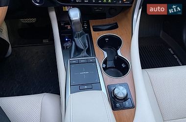 Позашляховик / Кросовер Lexus RX 2022 в Тернополі