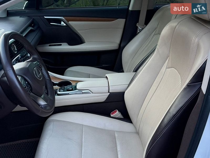 Внедорожник / Кроссовер Lexus RX 2016 в Черновцах