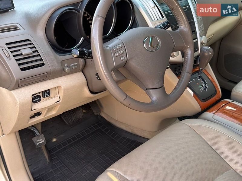 Позашляховик / Кросовер Lexus RX 2006 в Києві
