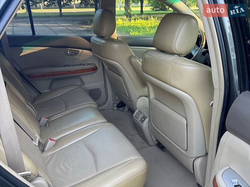 Позашляховик / Кросовер Lexus RX 2006 в Харкові