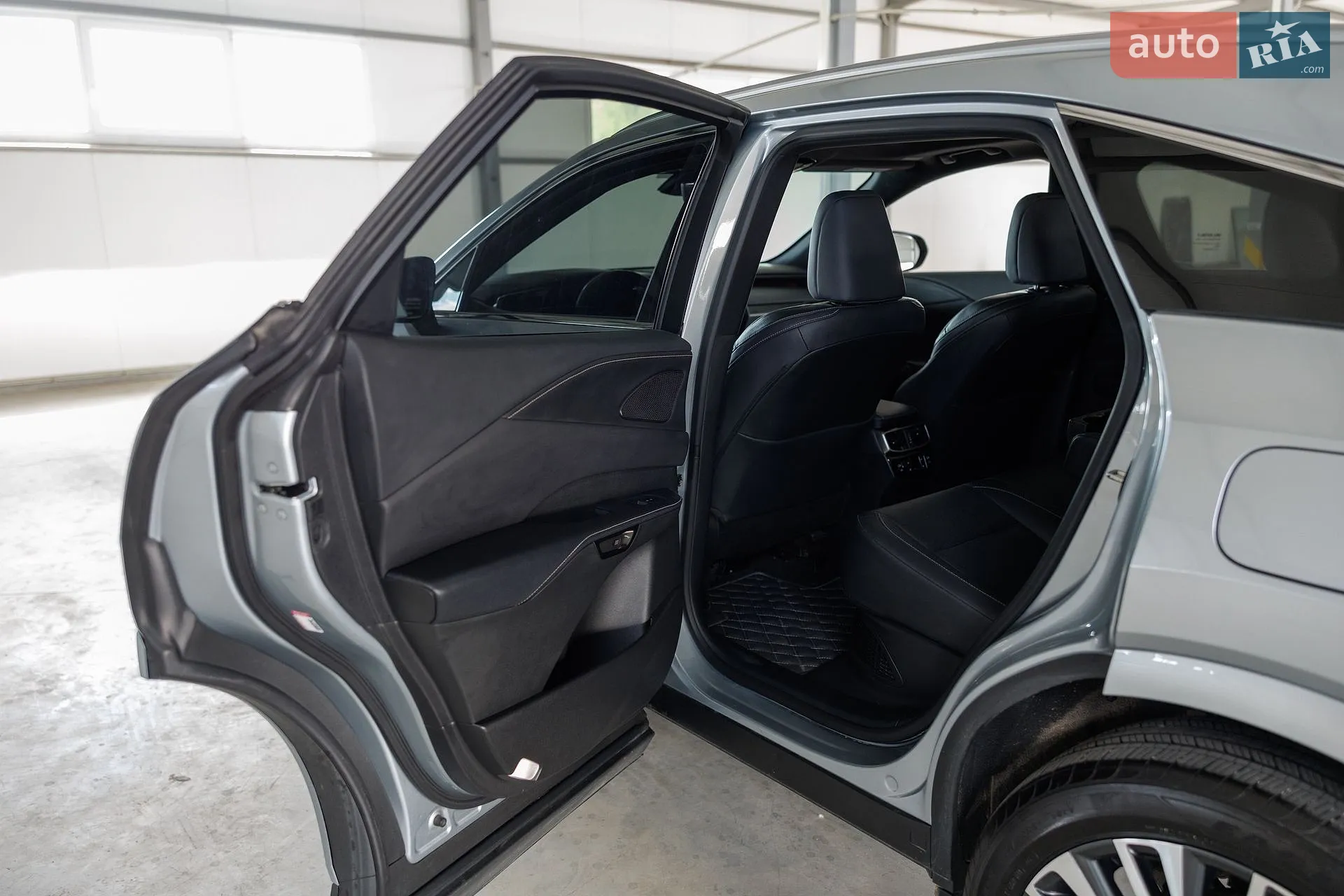 2023 Lexus RX - мініатюра 33