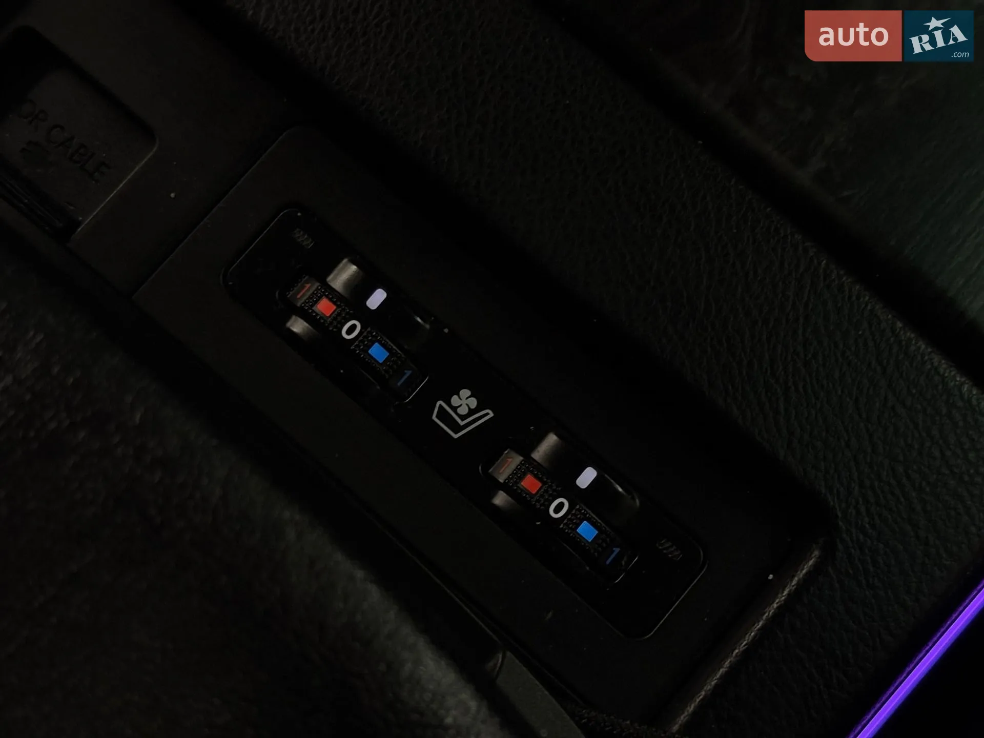 2011 Lexus RX - мініатюра 32