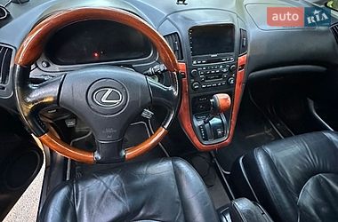 Внедорожник / Кроссовер Lexus RX 2003 в Киеве