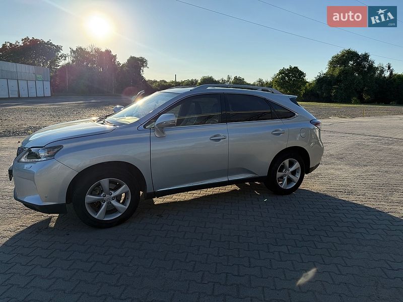 Позашляховик / Кросовер Lexus RX 2013 в Чернівцях