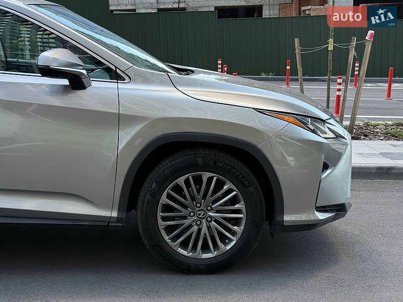 Позашляховик / Кросовер Lexus RX 2018 в Києві