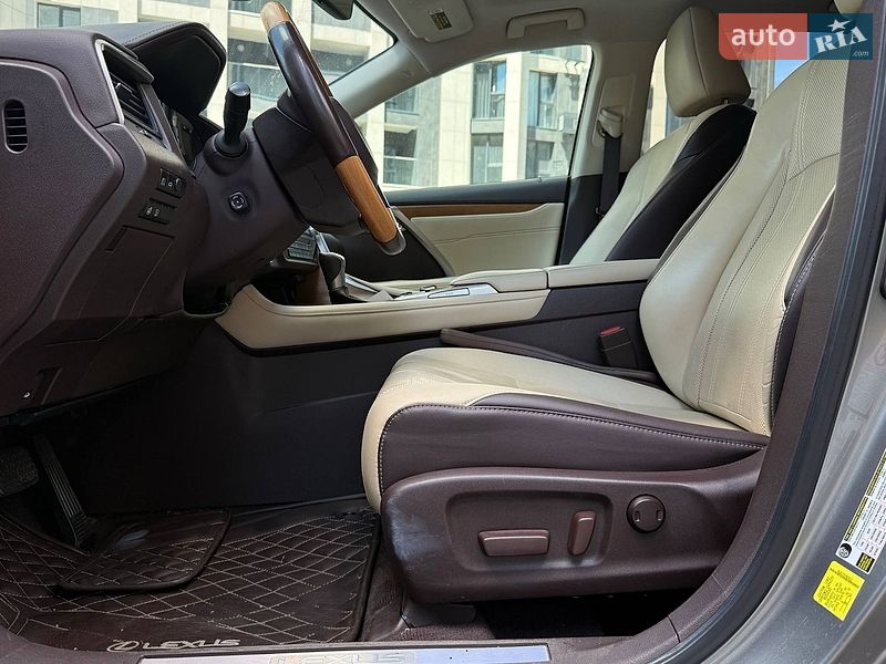 Позашляховик / Кросовер Lexus RX 2018 в Києві