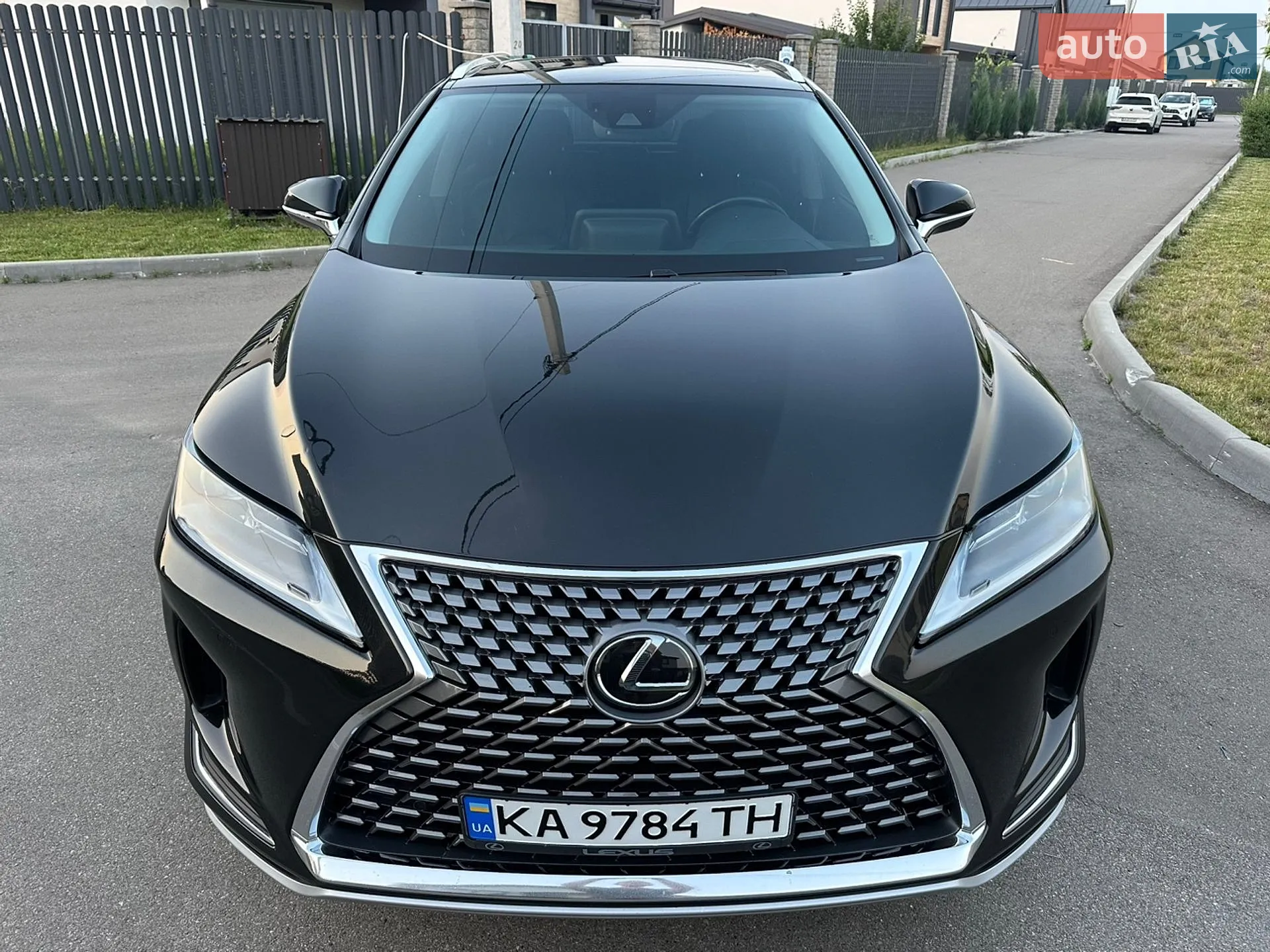 Lexus RX 2020 VIN 2T2HZMDA4LC250589 фото оголошення 11 з 32