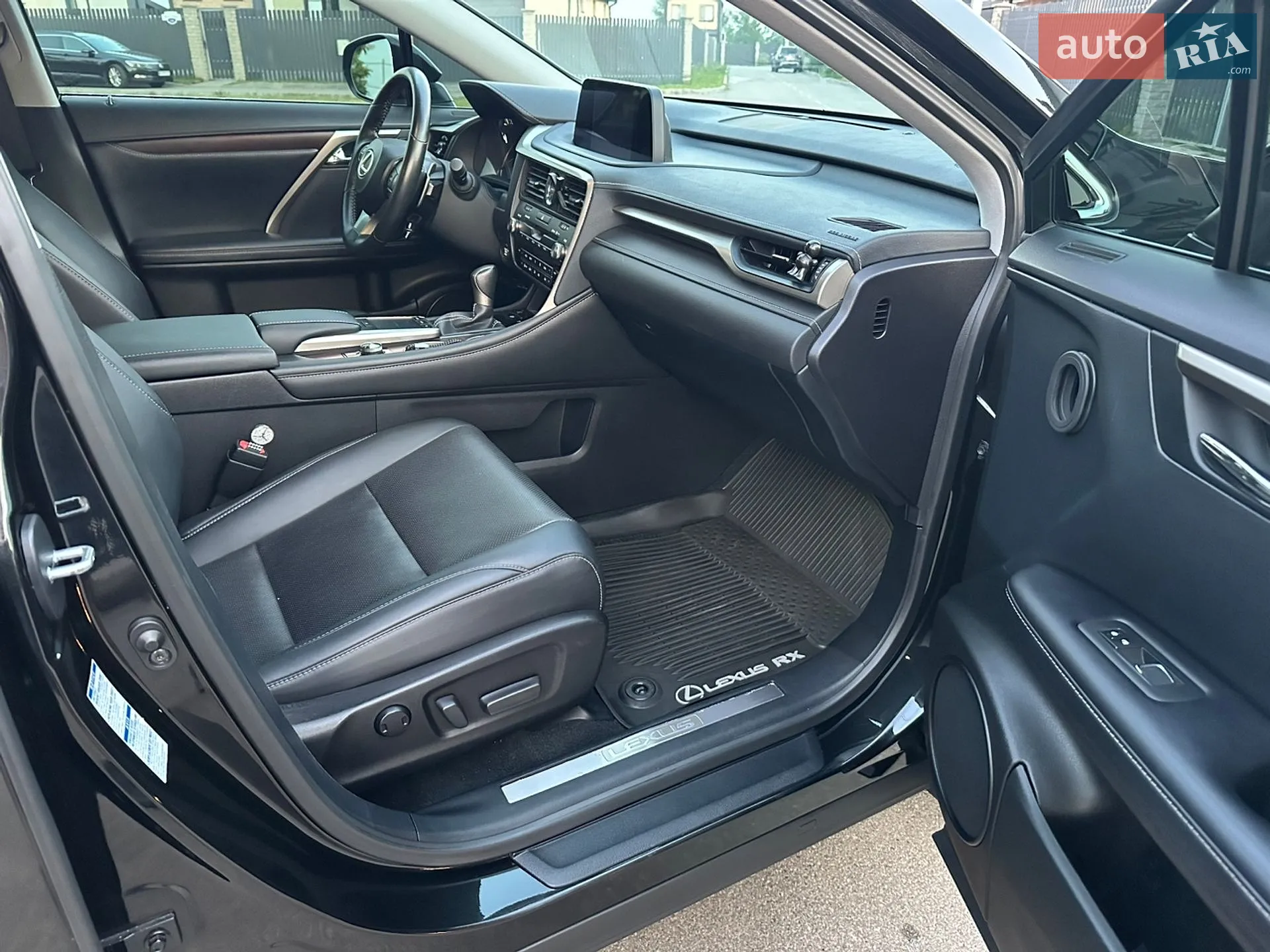 2020 Lexus RX - мініатюра 18