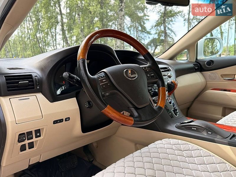 Внедорожник / Кроссовер Lexus RX 2011 в Ахтырке