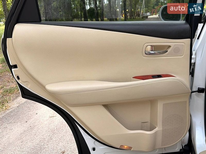 Внедорожник / Кроссовер Lexus RX 2011 в Ахтырке