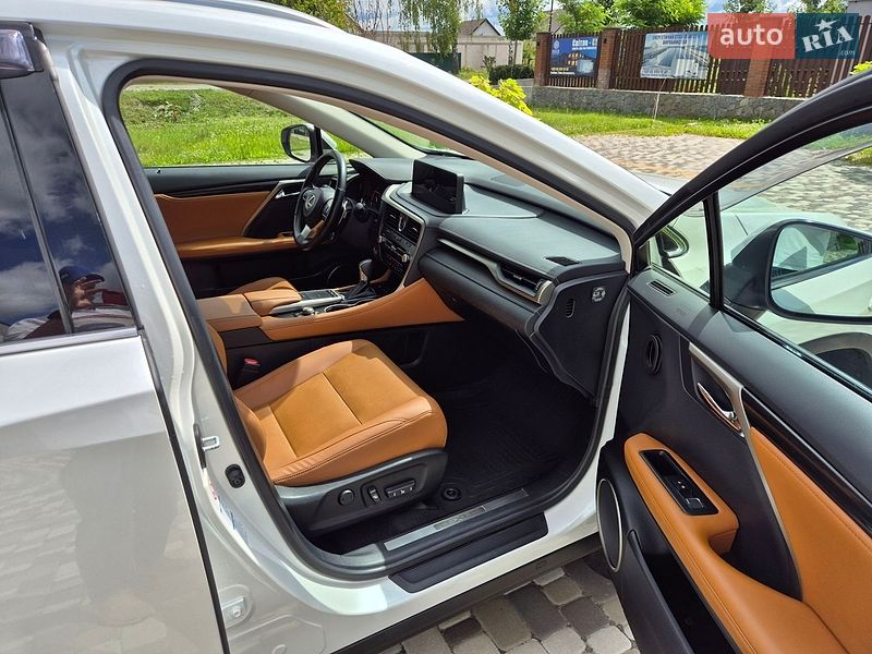 Внедорожник / Кроссовер Lexus RX 2019 в Киеве