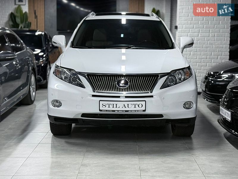 Lexus RX, фото з оголошення