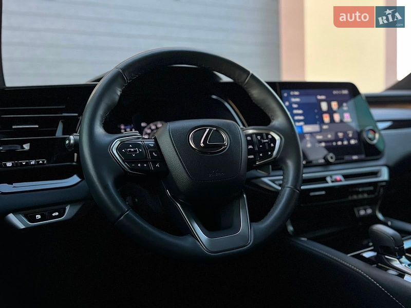 Позашляховик / Кросовер Lexus RX 2024 в Стрию